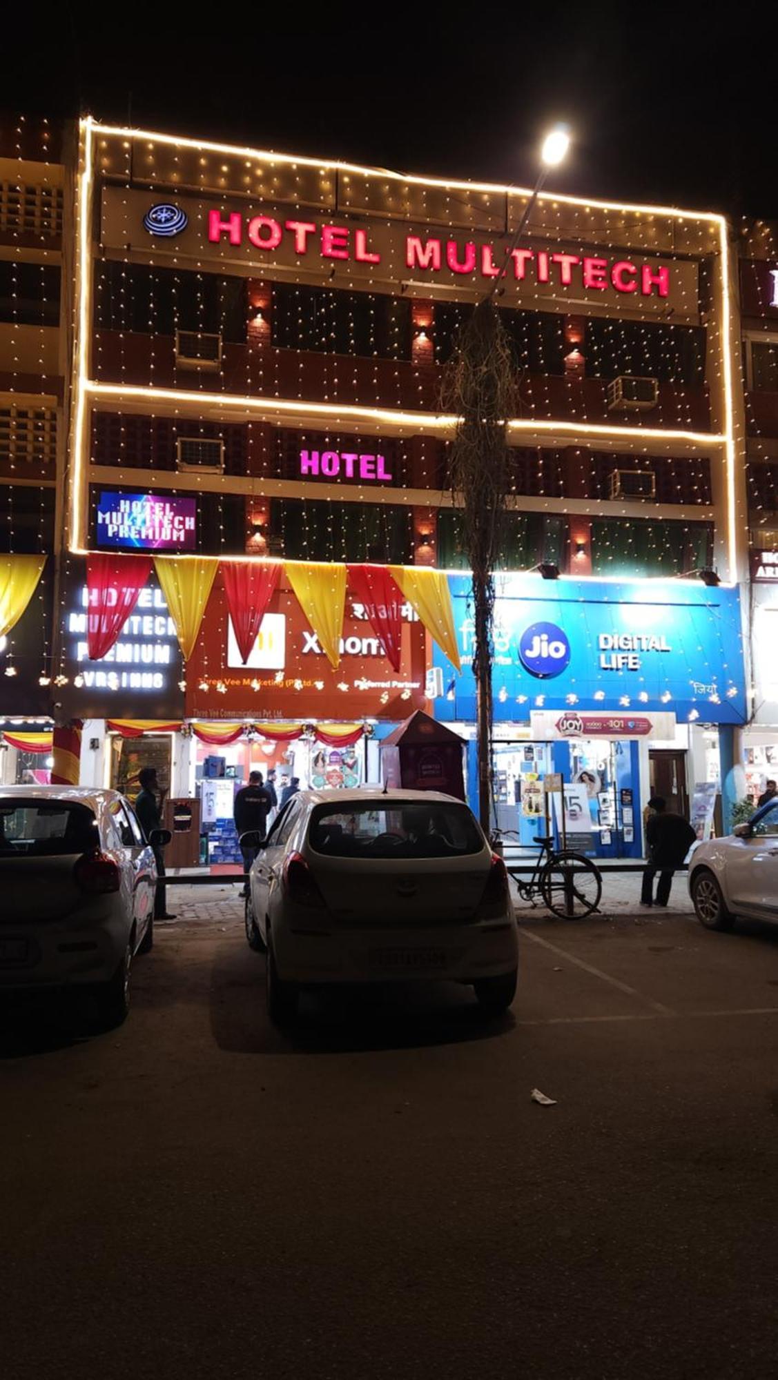 Hotel Multitech Premium Chandīgarh Buitenkant foto